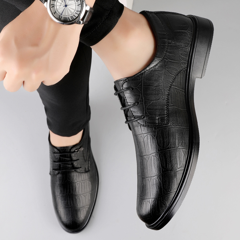 Formal Men Daily Wear Footwear - Sepatu Formal Pria, Terbuat dari Kulit